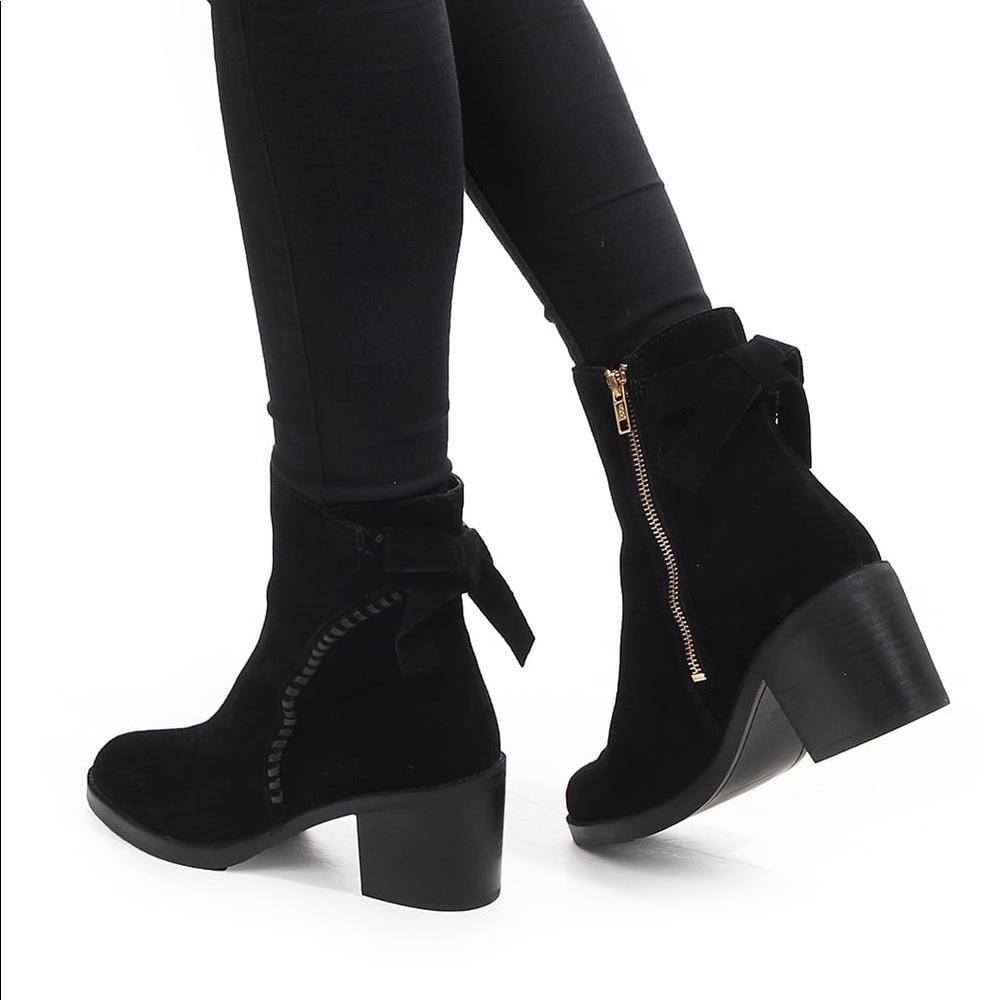Ugg Fraise Whipstitch Bow Boots